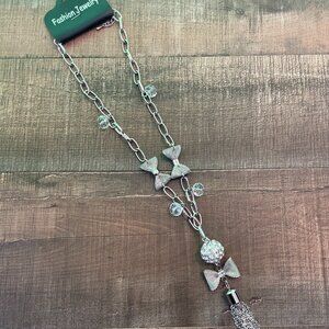 Beautiful Long Necklace – Fashion Jewelry